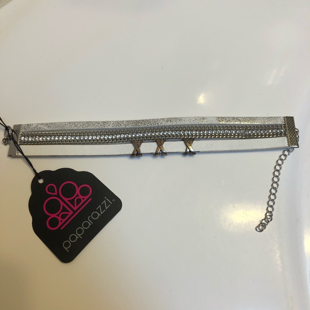 NEW paparazzi Bracelet